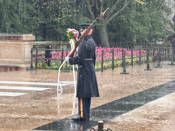 Rainy day visit to the Tomb of the Unknown Soldier